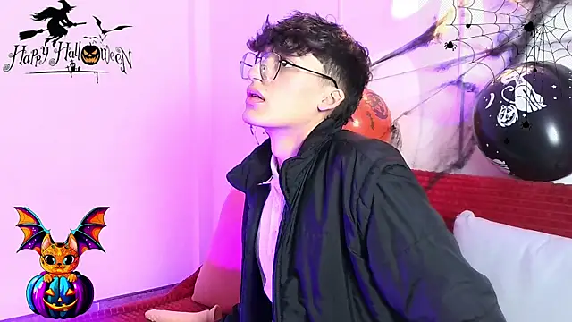 Snapshot of bellmontneon chatting on October 2025 11:24:01 AM bellmontneon online show from October 2025 11:24:01 AM