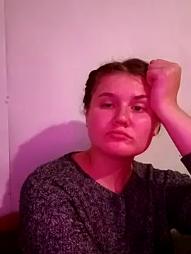 Lana a online show from September 2025 03:03:01 PM