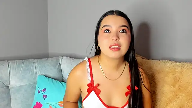 LunaWiill  online show from March 2026 10:49:02 PM