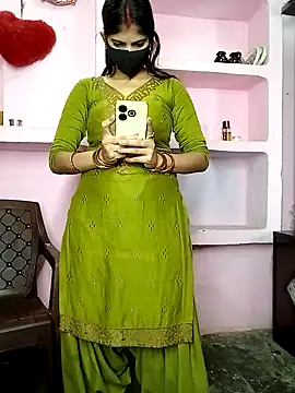 Snapshot of Queen_natasha33 chatting on September 2025 05:42:01 AM Queen natasha33 online show from September 2025 05:42:01 AM