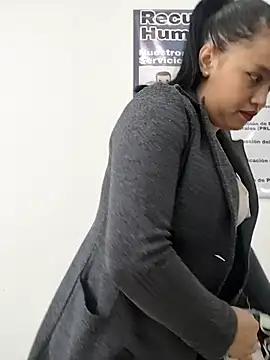 MILA  06 online show from December 2025 12:14:02 PM