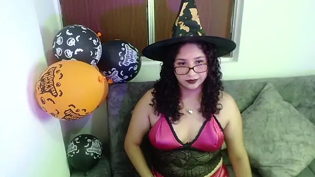 Gia Dior online show from October 2025 09:15:02 PM