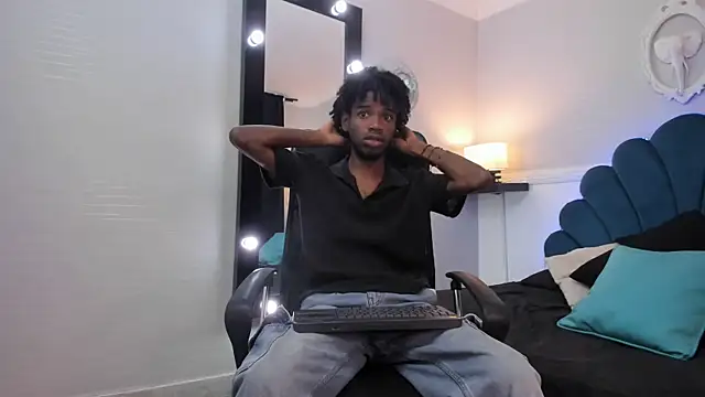 AllexJacob online show from October 2025 01:18:01 PM