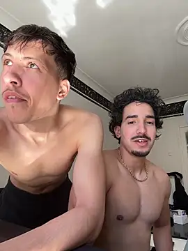 Snapshot of fuck___boyy chatting on May 2026 01:43:02 PM fuck boyy online show from May 2026 01:43:02 PM