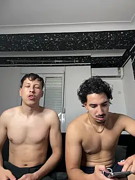 Snapshot of fuck___boyy chatting on May 2026 02:01:02 PM fuck boyy online show from May 2026 02:01:02 PM