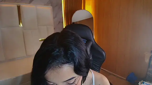 sophiadoll tf online show from October 2025 08:48:01 PM