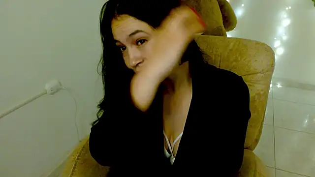 Snapshot of cristal1609 chatting on November 2025 01:22:02 PM cristal1609 online show from November 2025 01:22:02 PM