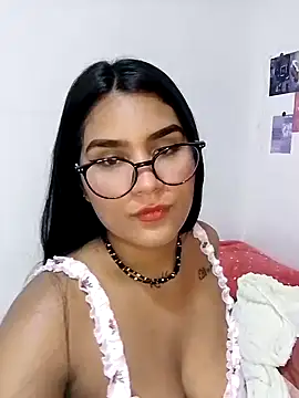 Snapshot of Renata_Zoe chatting on October 2025 01:25:01 AM Renata Zoe online show from October 2025 01:25:01 AM