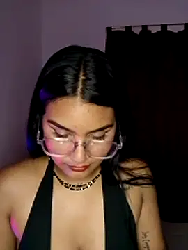 Renata Zoe online show from November 2025 01:37:01 AM