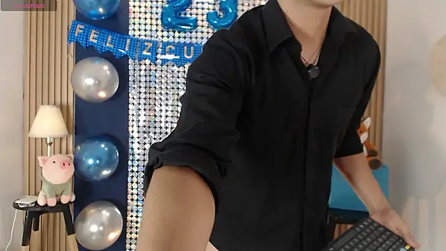 SalvadorFit online show from March 2026 08:48:02 PM