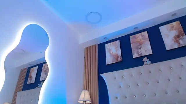 SalvadorFit online show from April 2026 07:51:02 PM