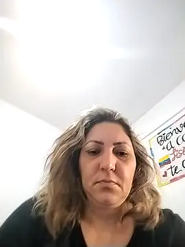 Lunita86 online show from December 2025 02:01:01 PM