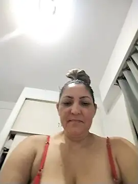 Snapshot of Lunita86 chatting on July 2026 03:23:02 AM Lunita86 online show from July 2026 03:23:02 AM