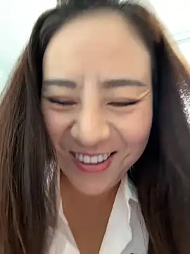 Kayla-love online show from November 2025 03:52:02 AM