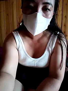 Snapshot of tulipsexy chatting on September 2025 06:04:02 AM tulipsexy online show from September 2025 06:04:02 AM