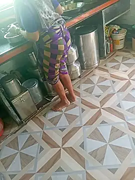 ramulove124 online show from October 2025 04:01:02 AM