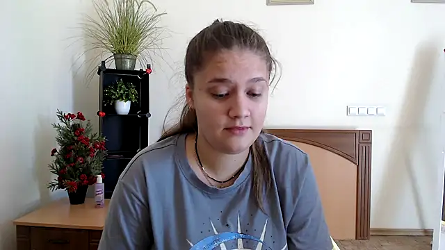 Nensi-Bern online show from September 2025 08:27:01 AM