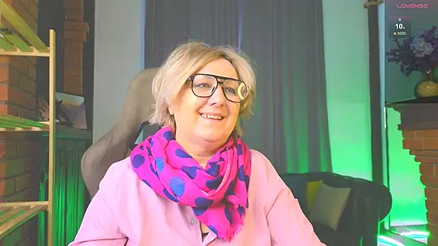 Marta Wils online show from December 2025 05:03:02 AM