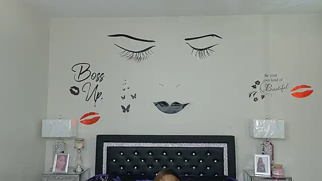NaomiBanksxxx online show from September 2025 07:07:02 PM