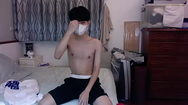 kai101010 online show from November 2025 01:32:02 PM