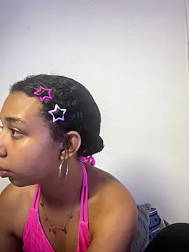 Suzanelee1 online show from February 2026 11:25:01 PM