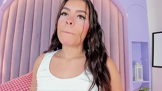 KeendraFox  online show from September 2025 04:52:01 PM