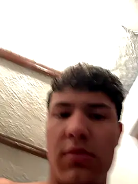 Snapshot of El_awo_ chatting on October 2025 07:58:02 PM El awo online show from October 2025 07:58:02 PM