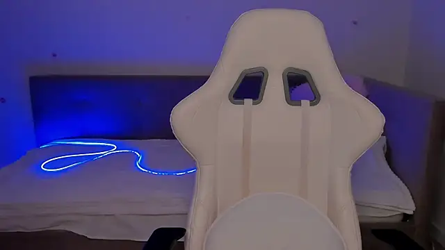 CrystalSoul  online show from November 2025 07:55:02 AM