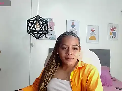Snapshot of Amber__s chatting on September 2025 01:35:01 PM Amber s online show from September 2025 01:35:01 PM