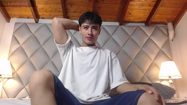 Clement Reyes online show from September 2025 12:18:01 PM