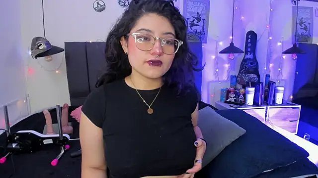 SabrinaV  online show from June 2026 11:22:02 AM