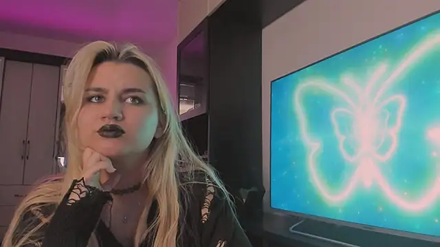 BarbaraSiren online show from September 2025 03:15:01 PM