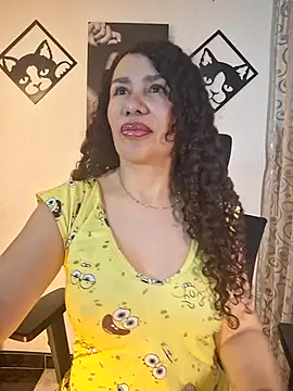 Lina 444 online show from April 2026 02:01:01 AM