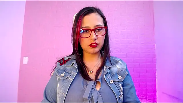 Sara1126  online show from October 2025 04:04:02 AM