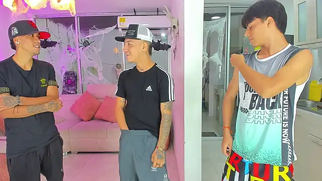 Houseofwarrios online show from October 2025 05:18:01 AM