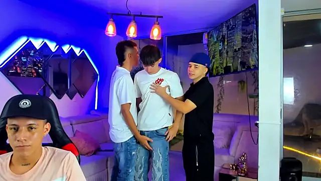 Houseofwarrios online show from April 2026 05:21:01 AM