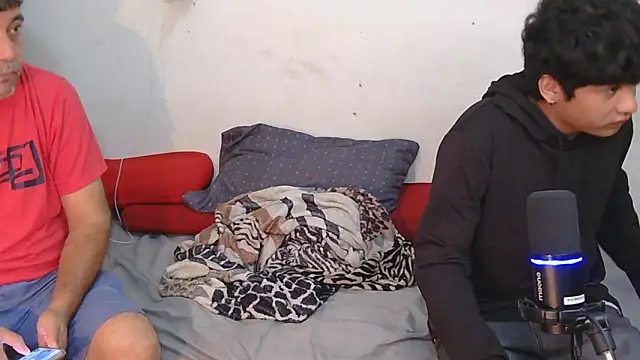 P4NT0J4 online show from April 2026 06:44:01 AM