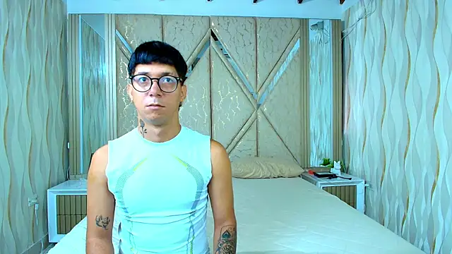 Wonderboys zeus online show from September 2025 01:23:02 PM