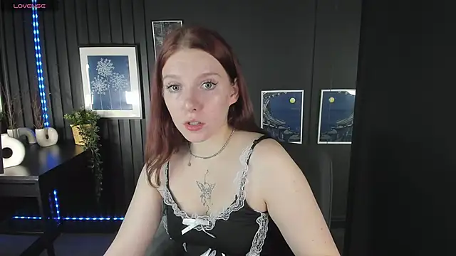 Snapshot of Layla_Glam chatting on November 2025 05:20:01 AM Layla Glam online show from November 2025 05:20:01 AM