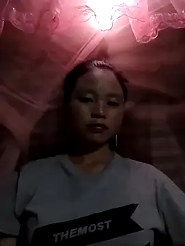 Snapshot of clara-cute chatting on September 2025 12:30:01 PM clara-cute online show from September 2025 12:30:01 PM