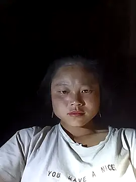 Snapshot of clara-cute chatting on October 2025 09:57:01 PM clara-cute online show from October 2025 09:57:01 PM