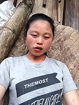 Snapshot of clara-cute chatting on October 2025 10:47:01 AM clara-cute online show from October 2025 10:47:01 AM