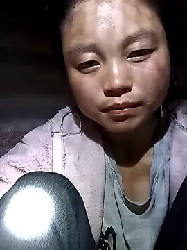 Snapshot of clara-cute chatting on October 2025 01:01:01 PM clara-cute online show from October 2025 01:01:01 PM