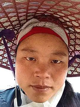 Snapshot of clara-cute chatting on October 2025 01:52:02 AM clara-cute online show from October 2025 01:52:02 AM