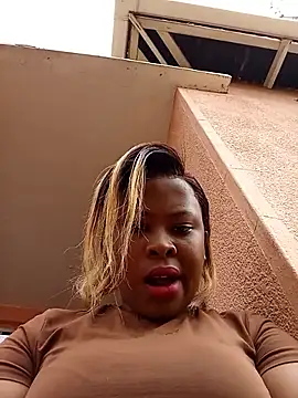 BubblyBeautiful online show from January 2026 12:32:02 PM