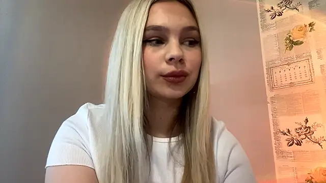 KylaCincotta online show from September 2025 07:23:01 AM