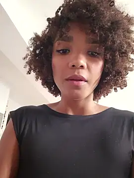 Snapshot of NyahMoon chatting on October 2025 09:24:01 AM NyahMoon online show from October 2025 09:24:01 AM