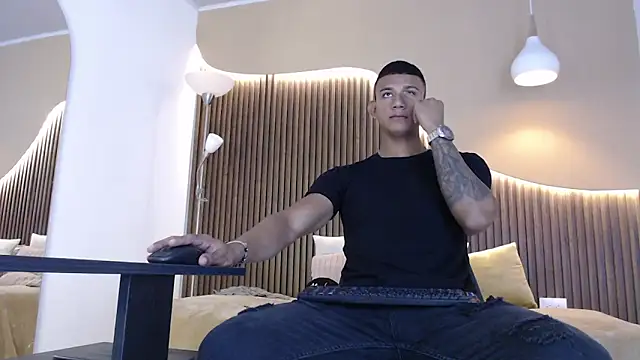 Aiden steel online show from November 2025 01:32:01 PM