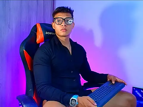 evan greey online show from November 2025 04:45:02 AM