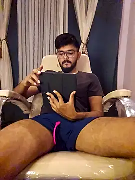 SilentSpecter online show from September 2025 02:42:01 PM